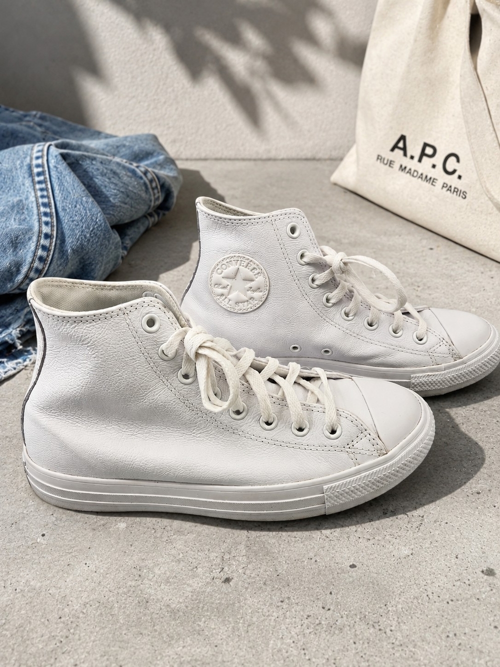 Converse Chuck Taylor All Star Leather High Top White Sneakers Women’s 9 Men’s 7